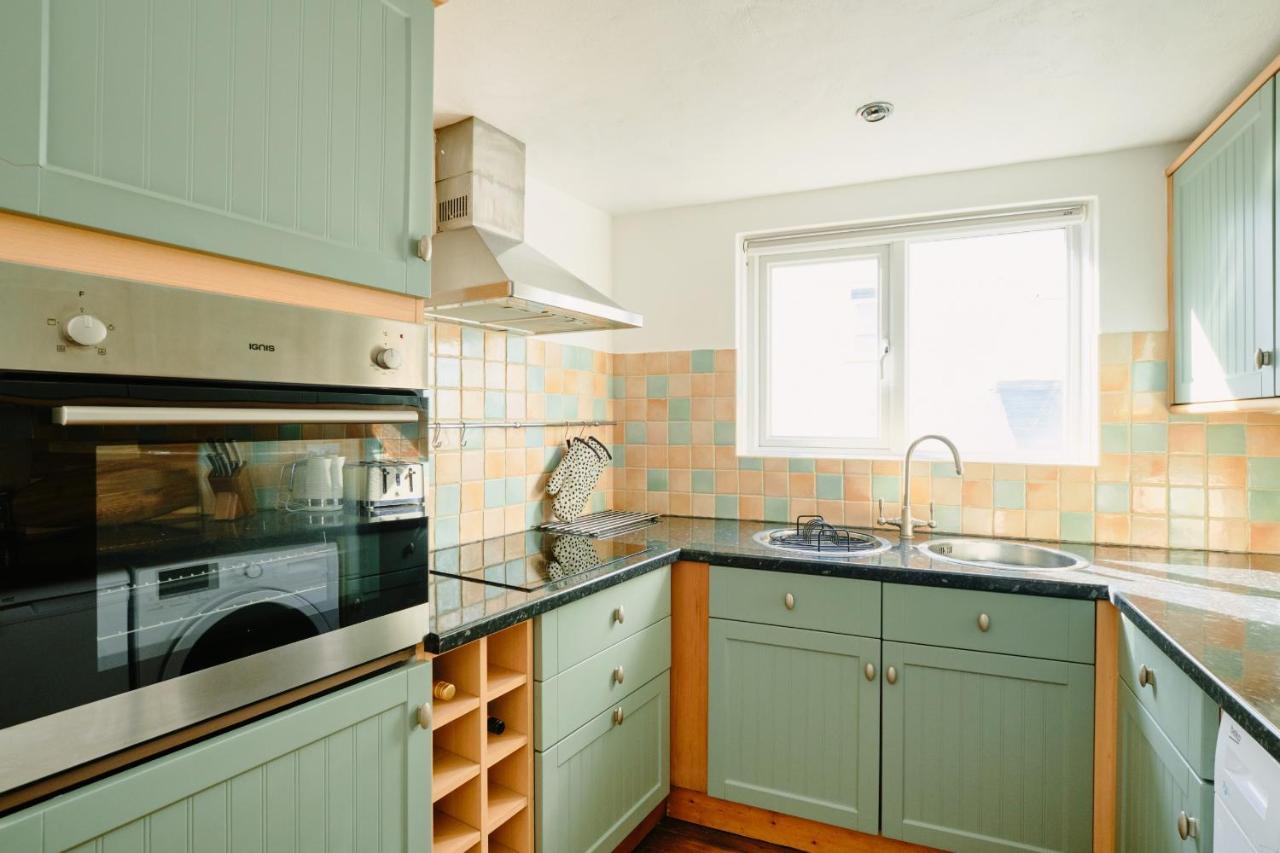 Finest Retreats - Scallop Cottage Porthleven Exterior photo