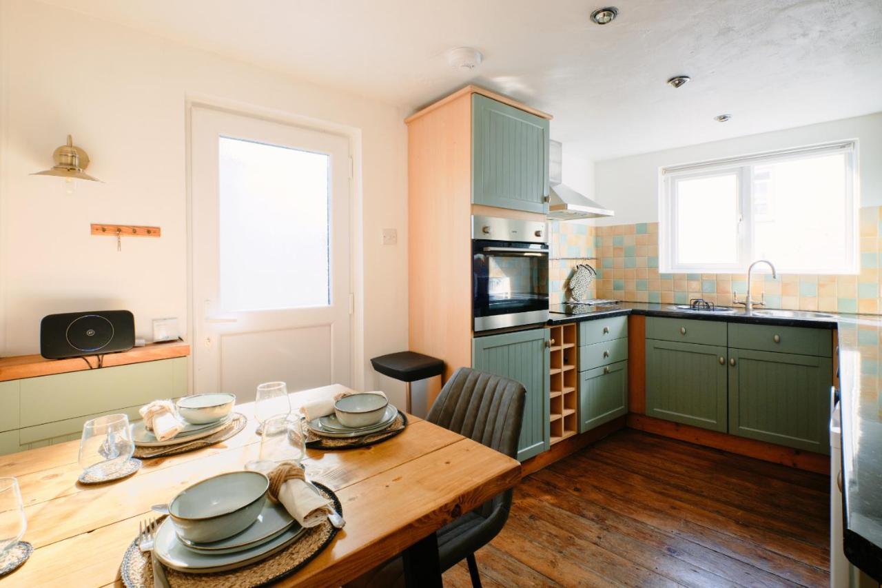 Finest Retreats - Scallop Cottage Porthleven Exterior photo