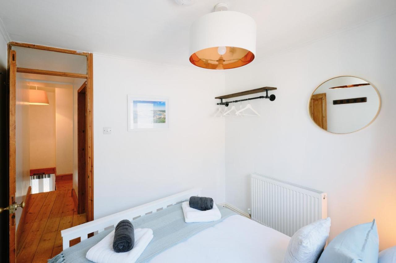 Finest Retreats - Scallop Cottage Porthleven Exterior photo